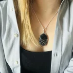 Ogrlica Vrtinec črni onyx