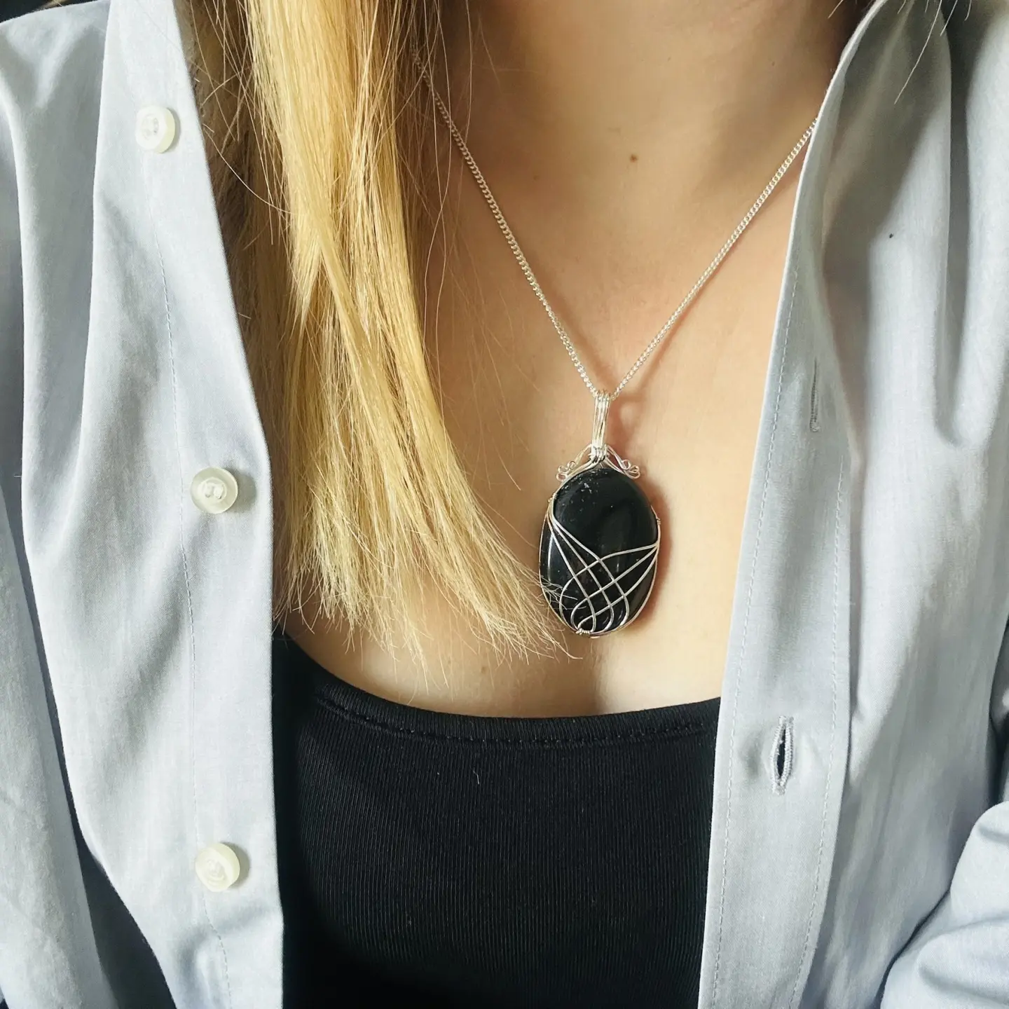 Ogrlica Vrtinec črni onyx