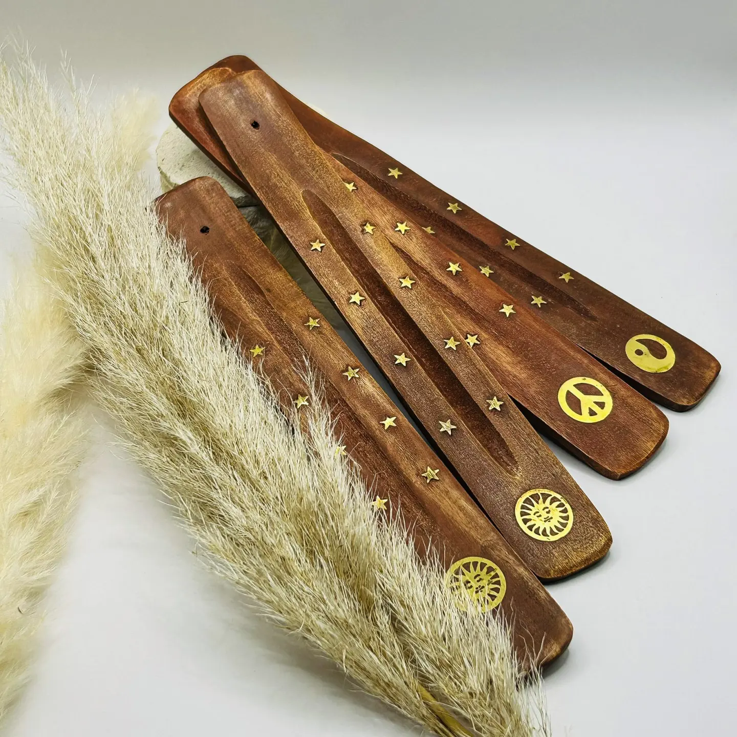 1-drzalo-za-palcke-osnovni Držalo za dišeče palčke