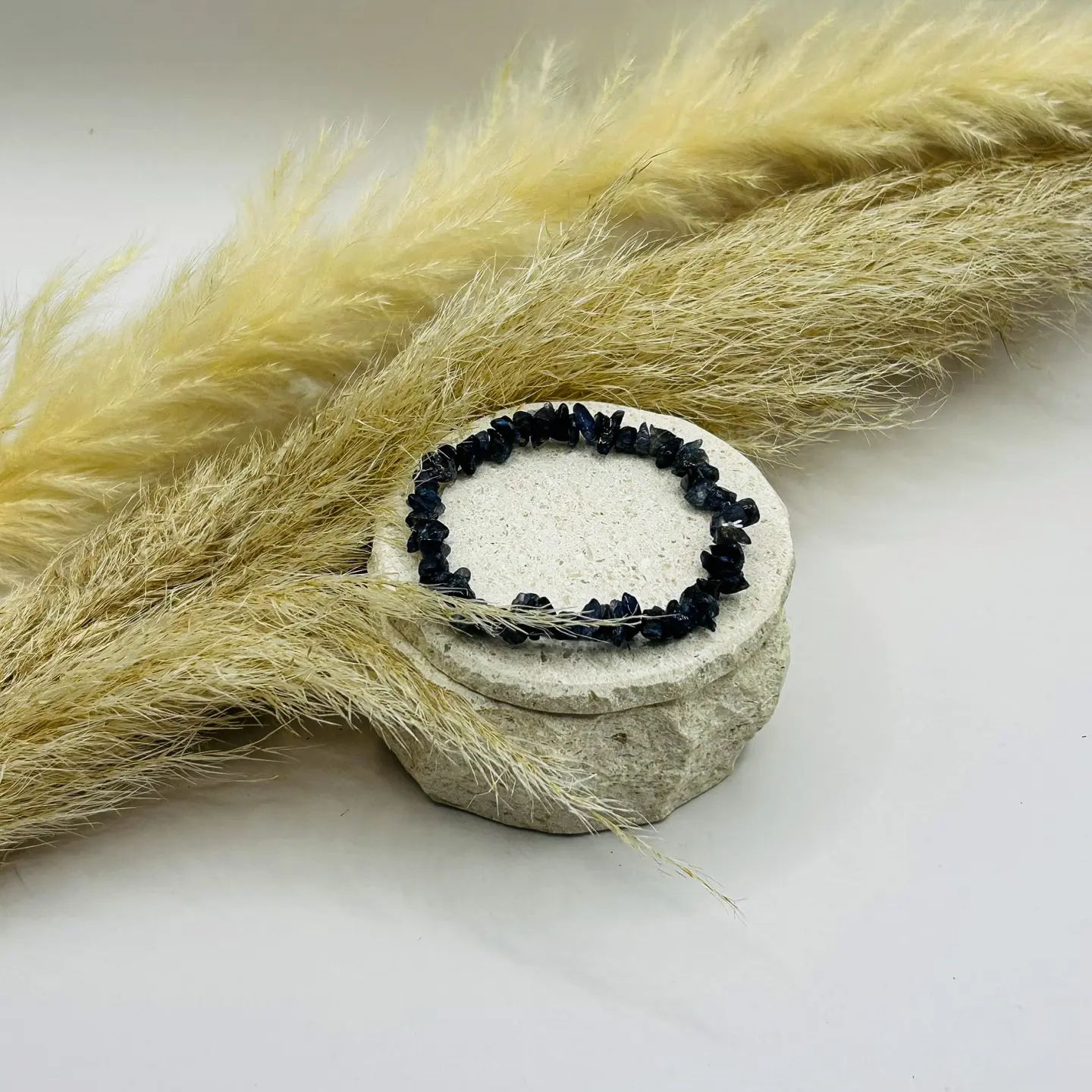 Zapestnica lepidolit - chips