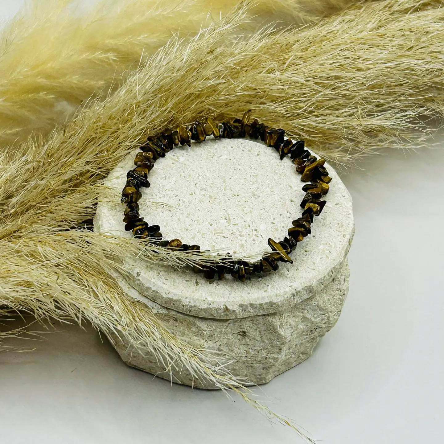 zapestnica tigrovo oko-chips